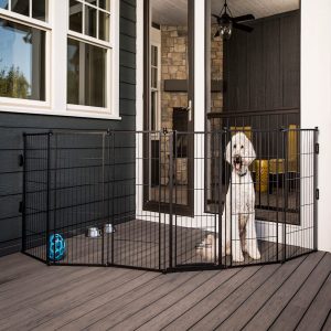 Carlson Pet Products Weatherproof Outdoor Super Gate