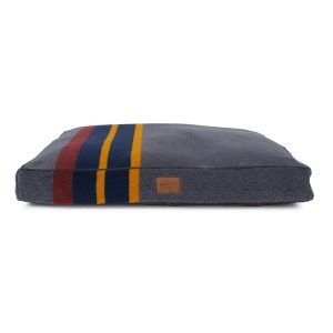 Pendleton Vintage Camp Pet Napper in Lake
