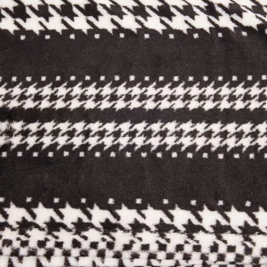 4764892-center-5.jpg 4764892-center-5.jpg