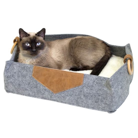 3331585-center-1.jpg 3331585-center-1.jpg