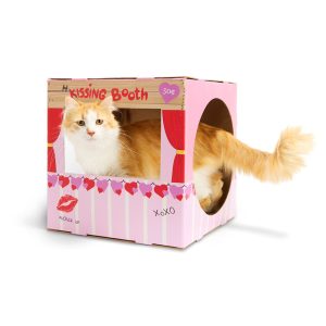 YOULY Kissing Booth Cat Scratch Condo